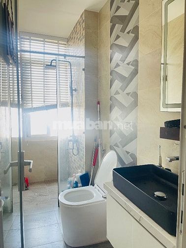 Chình chủ cần bán căn hộ chung cư Thuận Việt Quận 11, diện tích 98m2, 