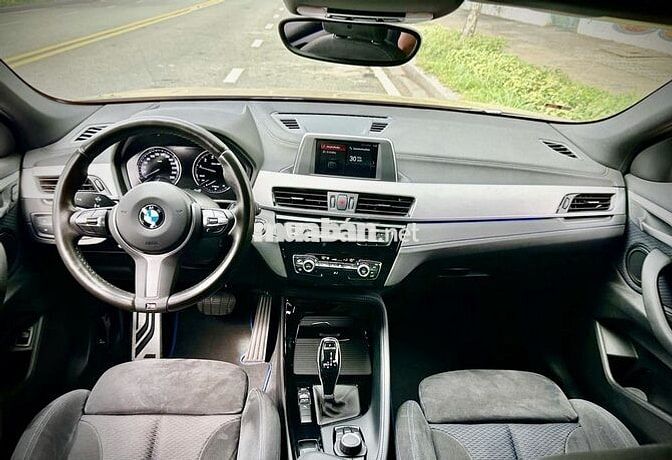 BMW X2 sDrive18i M Sport 2018 35.000km Vàng