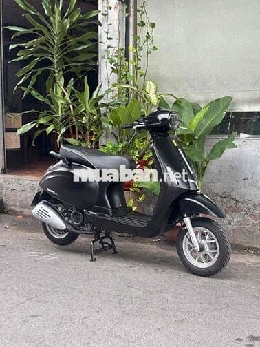 Cần Bán Vespa 50cc 2025 Đen Huyền Bí Odo 1k6