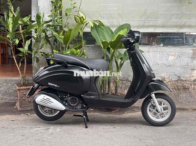 Cần Bán Vespa 50cc 2025 Đen Huyền Bí Odo 1k6