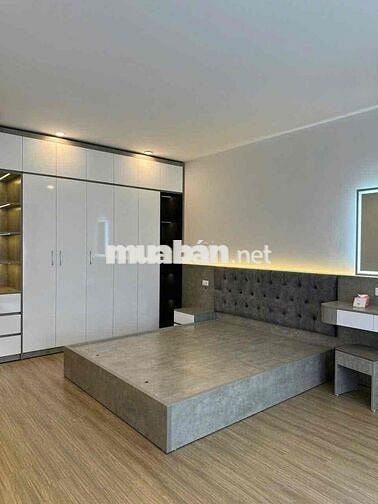 BÁN NHÀ THẠCH BÀN LONG BIÊN, GARA 7 CHỖ VÀO NHÀ, ĐƯỜNG THÔNG 16 CHỖ
