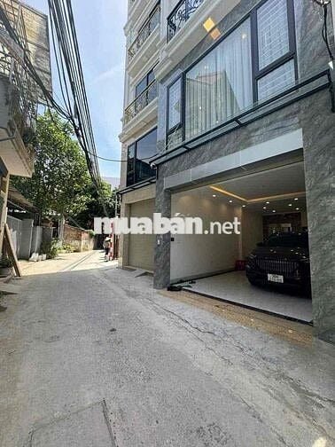 BÁN NHÀ THẠCH BÀN LONG BIÊN, GARA 7 CHỖ VÀO NHÀ, ĐƯỜNG THÔNG 16 CHỖ