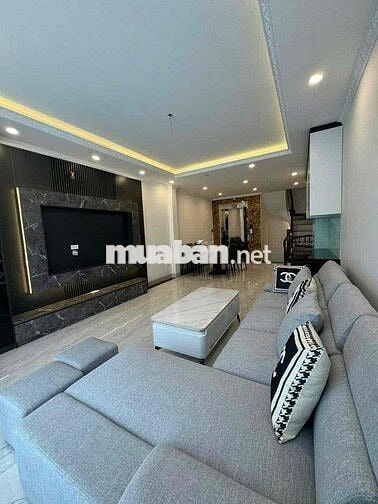 BÁN NHÀ THẠCH BÀN LONG BIÊN, GARA 7 CHỖ VÀO NHÀ, ĐƯỜNG THÔNG 16 CHỖ
