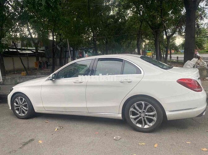 Mercedes Benz C Class 2015 C200 - 139000 km