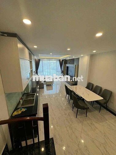 BÁN NHÀ THẠCH BÀN LONG BIÊN, GARA 7 CHỖ VÀO NHÀ, ĐƯỜNG THÔNG 16 CHỖ