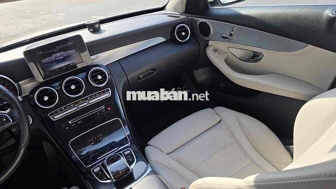 Mercedes Benz C Class 2015 C200 - 139000 km