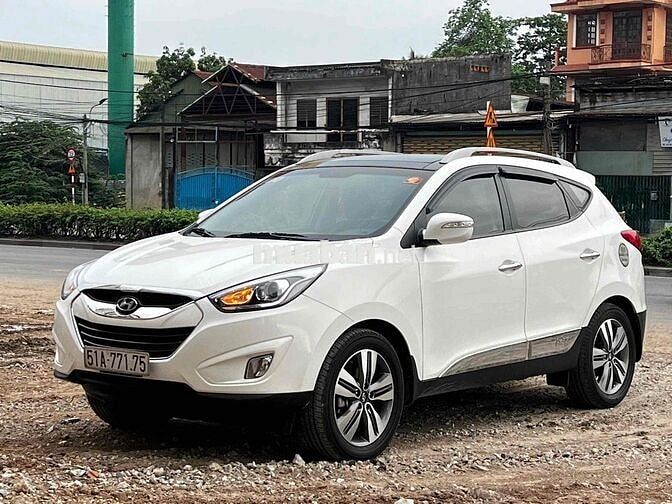 Hyundai Tucson 2013 2.0 đặc biệt 56.000 km