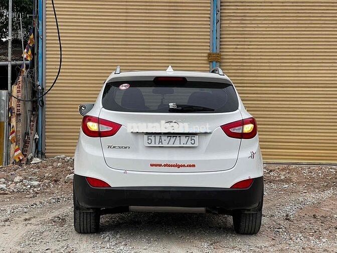 Hyundai Tucson 2013 2.0 đặc biệt 56.000 km