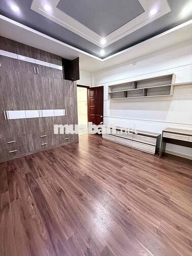 Cho thuê nhà 3 lầu khu Dân cư đồng bộ yên tĩnh sát Vạn Phúc đường số 3