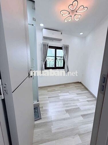 Nhỉnh 1 tỷ có ngay Hộ Khẩu trung tâm Tân Phú 3 Tầng 11M2 Full Nội Thất