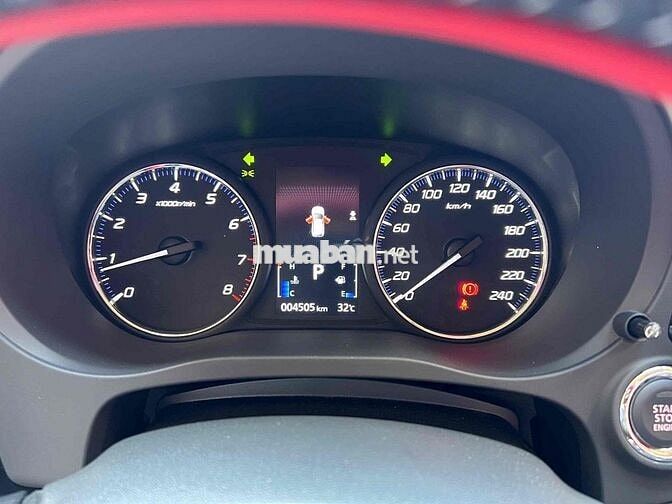 Mitsubishi Outlander 2023 2.0 CVT Đen