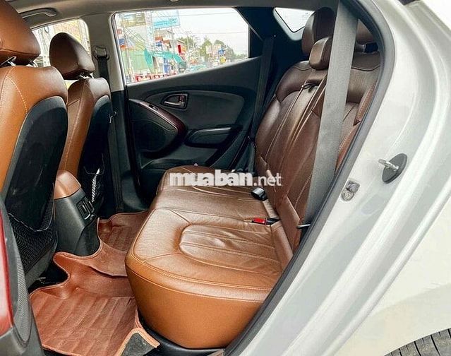 Hyundai Tucson 2013 2.0 đặc biệt 56.000 km