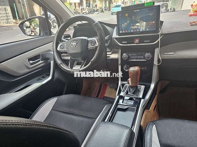 Toyota Veloz Top 2023 158.000 km Trắng