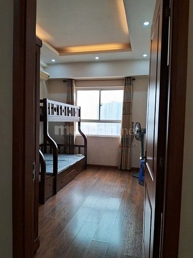 Cần cho thuê căn góc C14 Bắc Hà 108m2 3 ngủ nhà trống vào ở luôn được