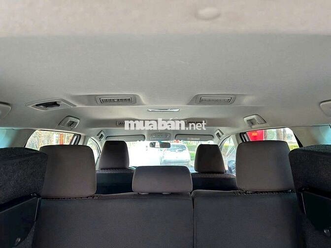 Toyota Innova E 2021 Xám