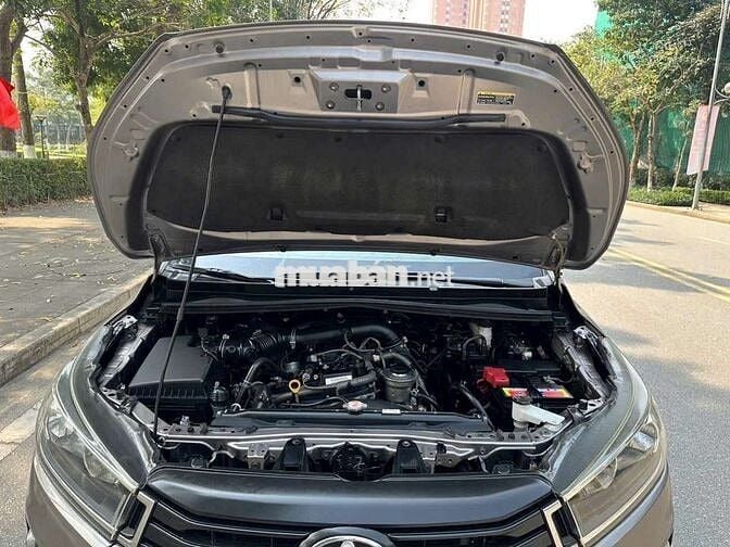 Toyota Innova E 2021 Xám
