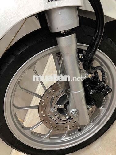 Honda SH Mode 125i 2023 Trắng đen