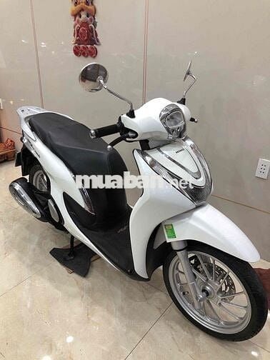 Honda SH Mode 125i 2023 Trắng đen