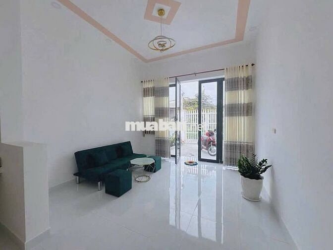 Bán nhà mặt tiền bê tông Mười Thứ, xã Đức Hòa Hạ, 4x34 giá 1ty250