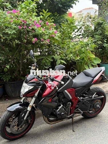 Honda CB1000R 2010 zin đẹp ,bstp chính chủ