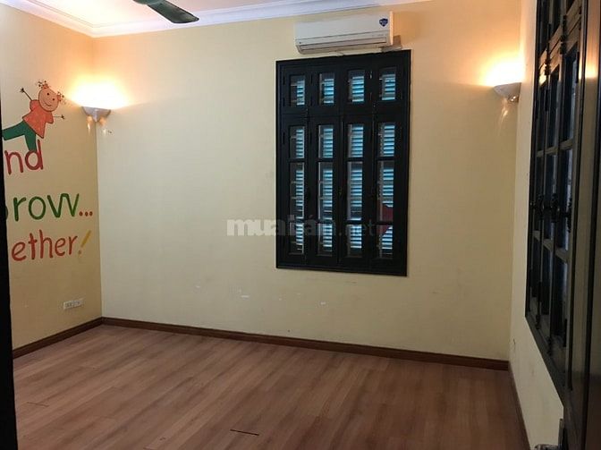 CHO THUÊ BT SÂN VƯỜN 90m2 PHỐ TRƯƠNG ĐỊNH, gần PHỐ TÂN MAI 20 triệu