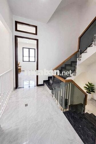 #CẠNH TÊN LỬA GiÁP Q6 ‘ 63 m 5 TẦNG ‘4.6 m x 14 m GIÁ 7 xx tỏi TL HẺM