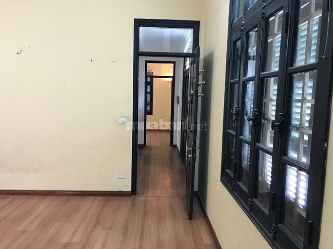 CHO THUÊ BT SÂN VƯỜN 90m2 PHỐ TRƯƠNG ĐỊNH, gần PHỐ TÂN MAI 20 triệu