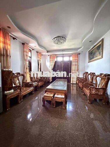 Cho thuê Biệt Thự 3 tầng Nội Thất Gỗ cao cấp,MT đường Ph Trường Thọ