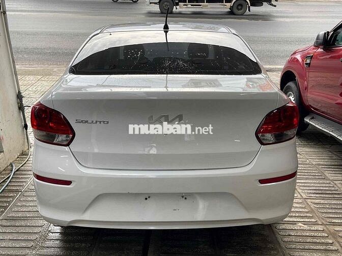 Kia Soluto 2022 1.4 MT - 46000 km