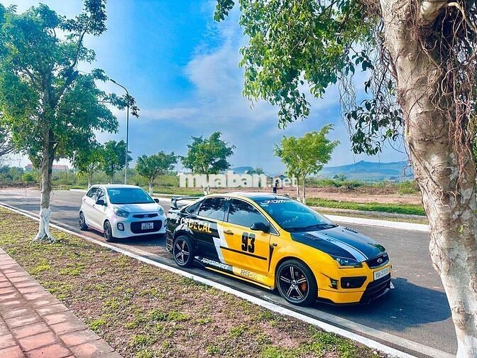 Ford Focus 2006 2.0 AT Đen