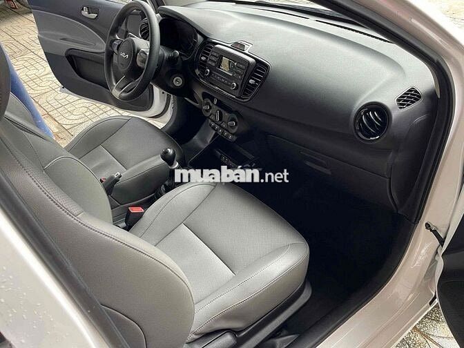 Kia Soluto 2022 1.4 MT - 46000 km