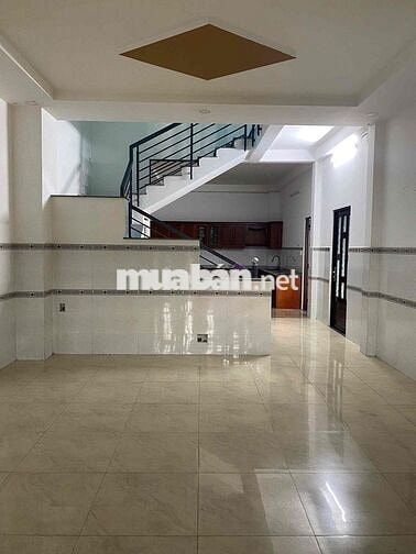 cho thuê kho xưởng giá siêu rẻ 900m2