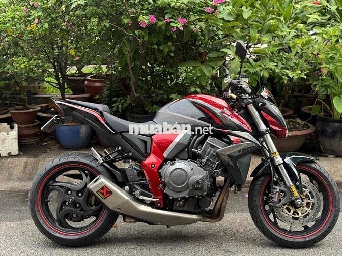 Honda CB1000R 2010 zin đẹp ,bstp chính chủ