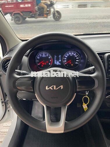 Kia Soluto 2022 1.4 MT - 46000 km