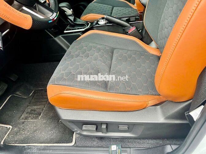 Mitsubishi Triton GLS Full 2025 806 km