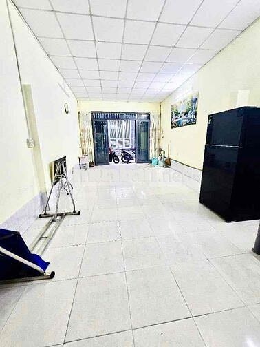 HẺM XE TẢI, DT LỚN: 4.5x16, NGAY HƯƠNG LỘ 2, NGÃ 4 BỐN XÃ, GIỮ TIỀN