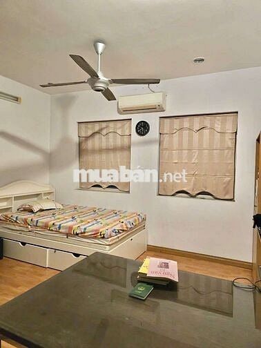 Nhà 1 Trệt 3 Lầu 5PN Mặt Tiền Kinh Doanh Đường Lâm Văn Bền