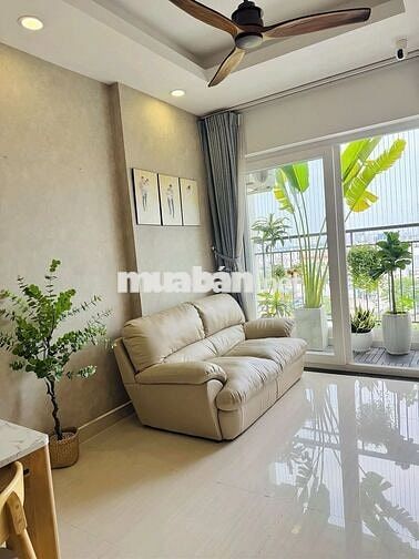 Chính chủ bán nhanh căn 2PN full nội thất đẹp, tầng thấp, ở ngay