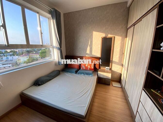 Chính chủ bán nhanh căn 2PN full nội thất đẹp, tầng thấp, ở ngay