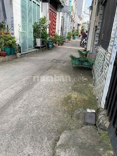 Nhà Quận 12 Cần Bán Gấp - Vị Trí Đẹp