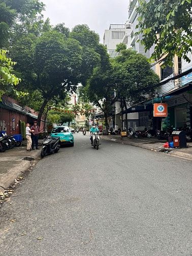 Bán Tòa Nhà Hầm 6 Tầng Nguyễn Ngọc Lộc, Quận 10 – Giá Chỉ 29 Tỷ