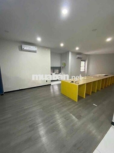 90tr/thang  giảm mạnh cho thuê gấp chỉ 50tr/tháng toà nhà 5 tầng