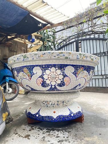Cơ sở chậu hoa Thế Sơn - chậu hoa dán sành sứ - chậu khảm sành - cẩn m