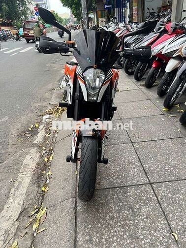 KTM Duke 200cc 2019 Cam đen