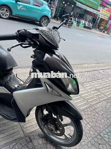 Yamaha Nouvo 4 Đen bạc BSTP máy êm ngon gtdd ạ