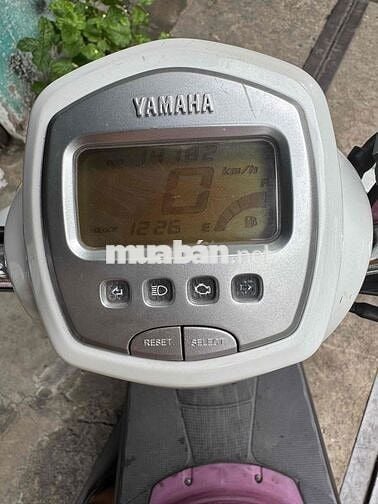 Yamaha Cuxi Fi 2012 Trắng Tím