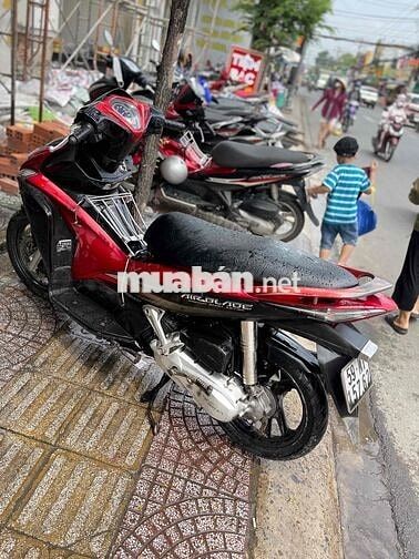 Honda Airblade Fi Đỏ đen BSTP máy móc êm gtdd ạ 🥰