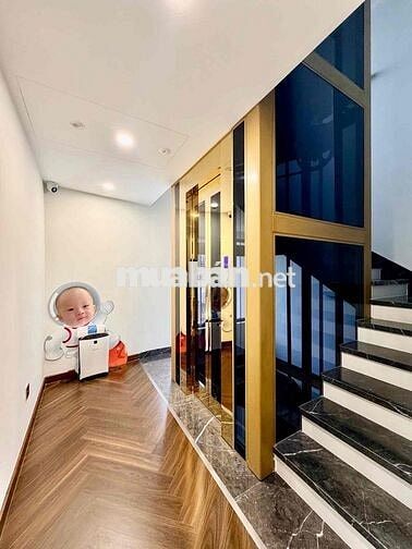 Lê Quang Định nhà đẹp 5 Tầng, Hẻm oto, 60m2, giá còn giảm