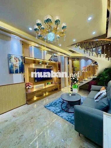 NHÀ ĐẸP XE HƠI ĐỖ CỬA - NGAY ĐẦU LĂNG CHA CẢ - GẦN SÂN BAY