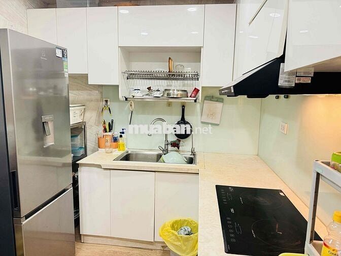 CHO THUÊ Ở GHÉP CHUNG CƯ CAO CẤP QUẬN 7